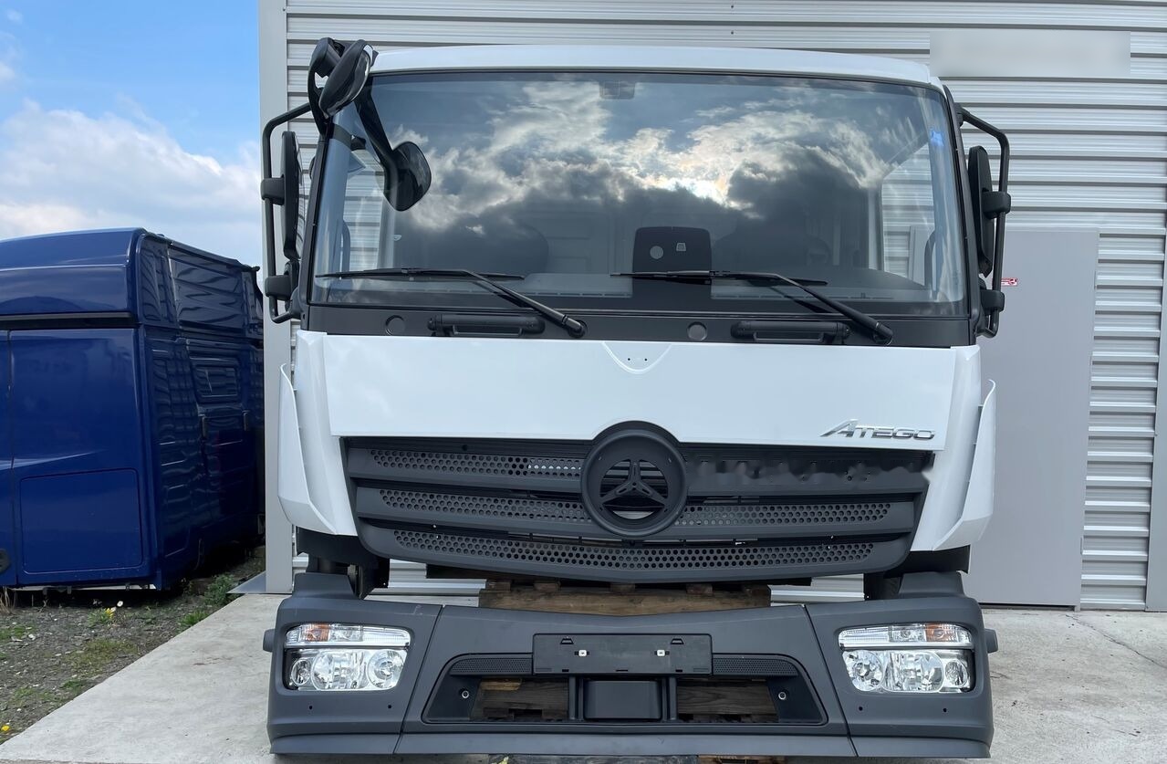 FRONT BUMPER COMPLETE EXTRA COST 800EU Mercedes-Benz ATEGO S-cab ClassicSpace, 2.30 m 2023 Mercedes-Benz ATEGO truck - Fahrerhaus für LKW: das Bild 1 FRONT BUMPER COMPLETE EXTRA COST 800EU Mercedes-Benz ATEGO S-cab ClassicSpace, 2.30 m 2023 Mercedes-Benz ATEGO truck - Fahrerhaus für LKW: das Bild 1