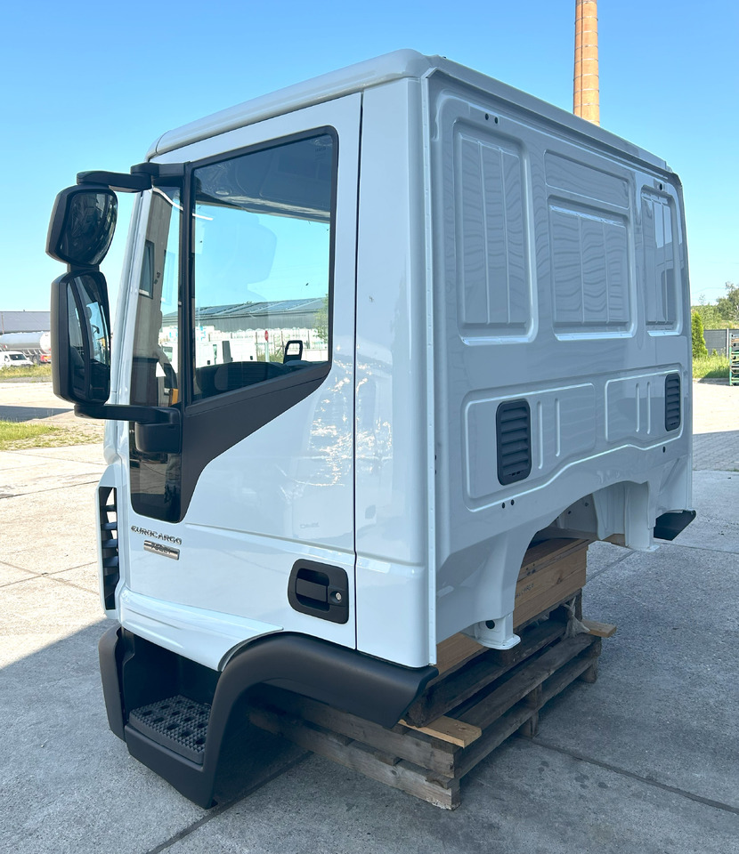 IVECO Eurocargo 75 DAY cabine Fahrerhaus Cab 2025 - Fahrerhaus für PKW: das Bild 5 IVECO Eurocargo 75 DAY cabine Fahrerhaus Cab 2025 - Fahrerhaus für PKW: das Bild 5