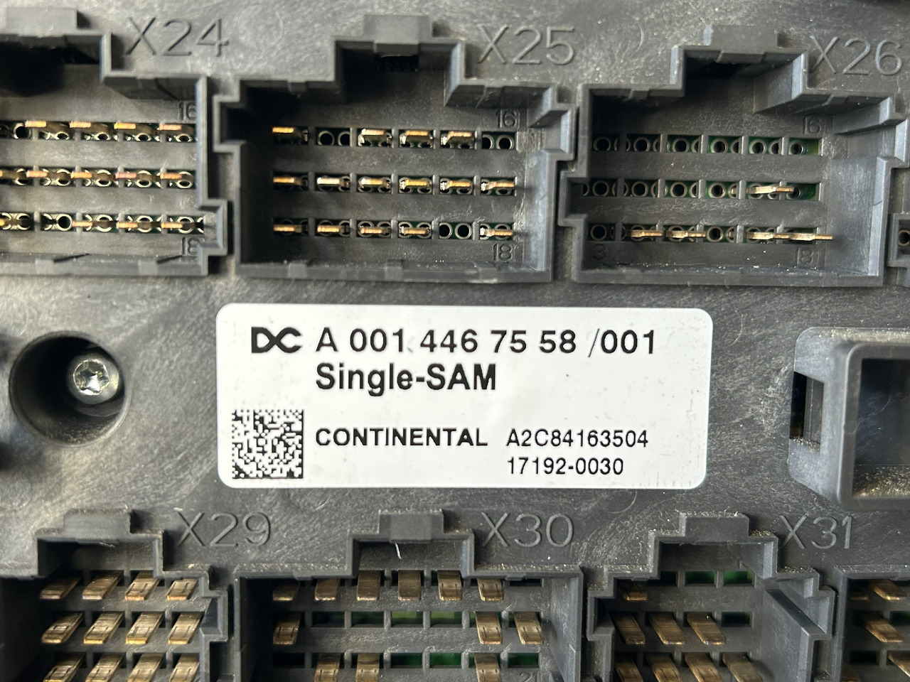 MERCEDES ACTROS MP4 A FUSE MODULE SAM - Sicherung: das Bild 3 MERCEDES ACTROS MP4 A FUSE MODULE SAM - Sicherung: das Bild 3