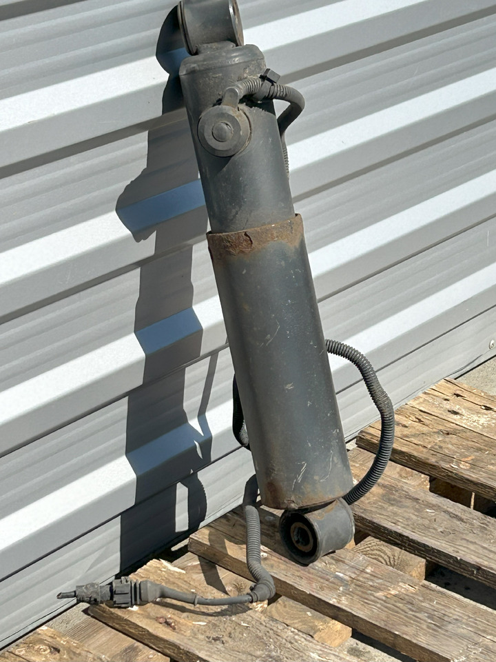MERCEDES ACTROS MP4 SUSPENSION SHOCK ABSORBER - Stoßdämpfer: das Bild 2 MERCEDES ACTROS MP4 SUSPENSION SHOCK ABSORBER - Stoßdämpfer: das Bild 2