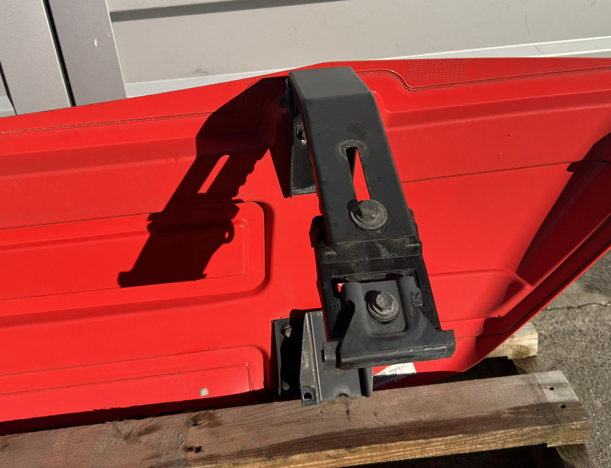 MERCEDES-BENZ ACTROS MP4 SPOILER - Aeropack/ Spoiler für LKW: das Bild 3 MERCEDES-BENZ ACTROS MP4 SPOILER - Aeropack/ Spoiler für LKW: das Bild 3