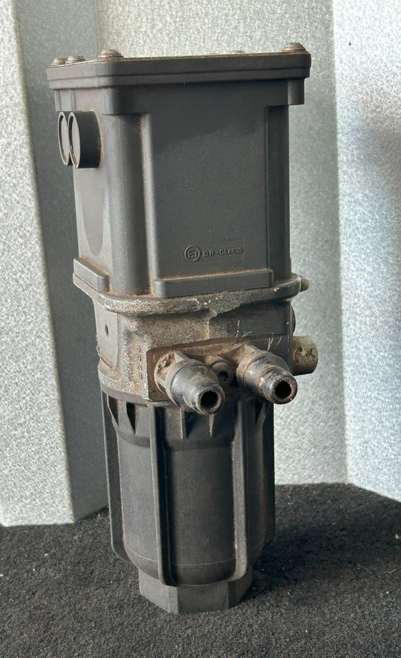 MERCEDES-BENZ AROCS MP4 ADBLUE PUMP - Auspuff/ Abgasanlage für LKW: das Bild 4 MERCEDES-BENZ AROCS MP4 ADBLUE PUMP - Auspuff/ Abgasanlage für LKW: das Bild 4