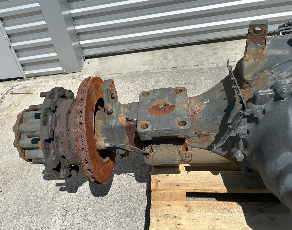 MERCEDES-BENZ REAR AXLE + HUBS ACTROS MP4 R440-13 2,533 - Hinterachse für LKW: das Bild 2 MERCEDES-BENZ REAR AXLE + HUBS ACTROS MP4 R440-13 2,533 - Hinterachse für LKW: das Bild 2