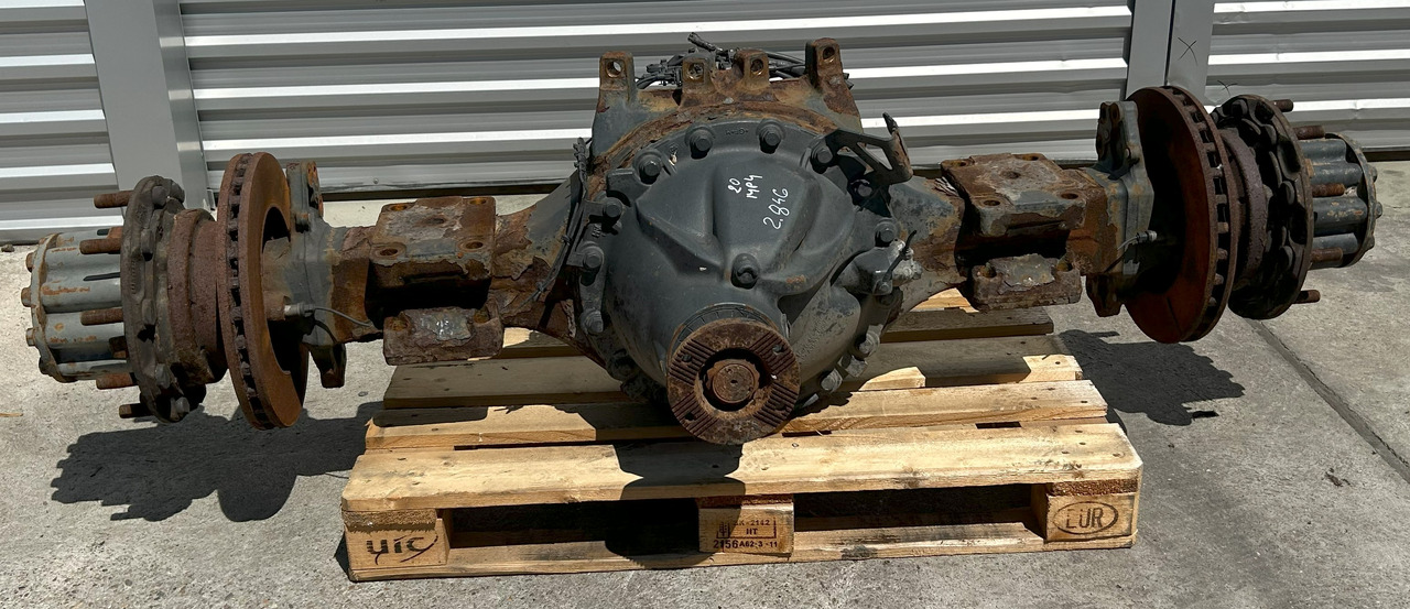 MERCEDES-BENZ REAR AXLE + HUBS ACTROS MP4 R440-13 2,846 - Hinterachse für LKW: das Bild 1 MERCEDES-BENZ REAR AXLE + HUBS ACTROS MP4 R440-13 2,846 - Hinterachse für LKW: das Bild 1