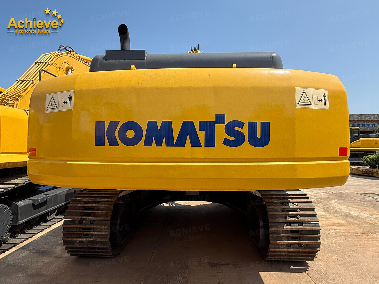 KOMATSU Remanufactured Komatsu PC360-7 excavator 1.6 m³ 180/1900 kw/rpm 33000 kg 7380 mm 227 kN Komatsu SAA6D114E 605 L【ACHIEVE】 TOP CONDITION!!! - Kettenbagger: das Bild 4 KOMATSU Remanufactured Komatsu PC360-7 excavator 1.6 m³ 180/1900 kw/rpm 33000 kg 7380 mm 227 kN Komatsu SAA6D114E 605 L【ACHIEVE】 TOP CONDITION!!! - Kettenbagger: das Bild 4