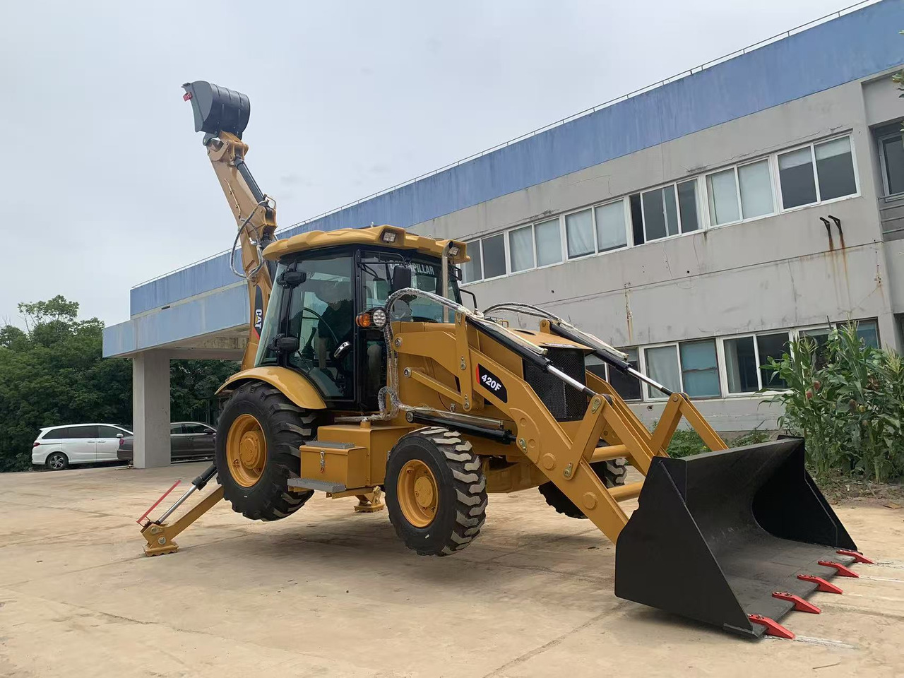 Caterpillar 4x4 Backhoe Loader CAT 420, 428 - Baggerlader: das Bild 4 Caterpillar 4x4 Backhoe Loader CAT 420, 428 - Baggerlader: das Bild 4