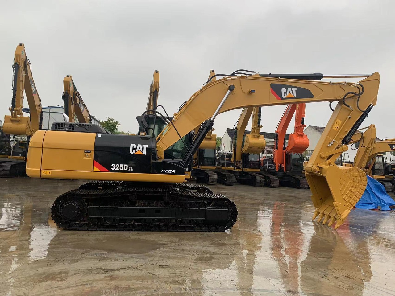 Caterpillar Construction Machine 25 ton Excavator CAT 325D, 325CL, 325BL - Kettenbagger: das Bild 4 Caterpillar Construction Machine 25 ton Excavator CAT 325D, 325CL, 325BL - Kettenbagger: das Bild 4