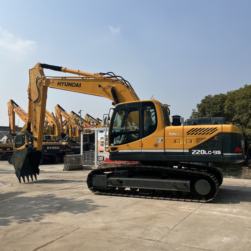 Hyundai 22Ton Korean Hyundai Used Excavator R220LC-9S With Good Conditon & Best Price - Kettenbagger: das Bild 1 Hyundai 22Ton Korean Hyundai Used Excavator R220LC-9S With Good Conditon & Best Price - Kettenbagger: das Bild 1