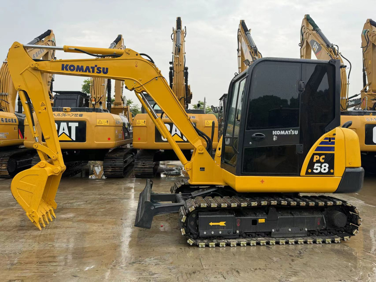 Komatsu PC58, PC56, PC55 Small Excavator With Rubber Tracks - Kettenbagger: das Bild 4 Komatsu PC58, PC56, PC55 Small Excavator With Rubber Tracks - Kettenbagger: das Bild 4