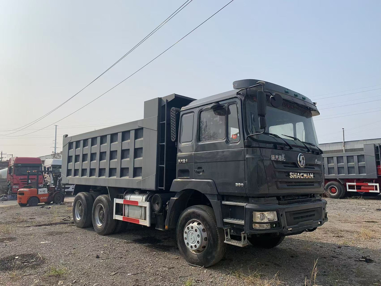 Shacman Dumper Truck 6x4 Shacman F3000 Tipper Truck Right Hand Drive - Kipper: das Bild 4 Shacman Dumper Truck 6x4 Shacman F3000 Tipper Truck Right Hand Drive - Kipper: das Bild 4