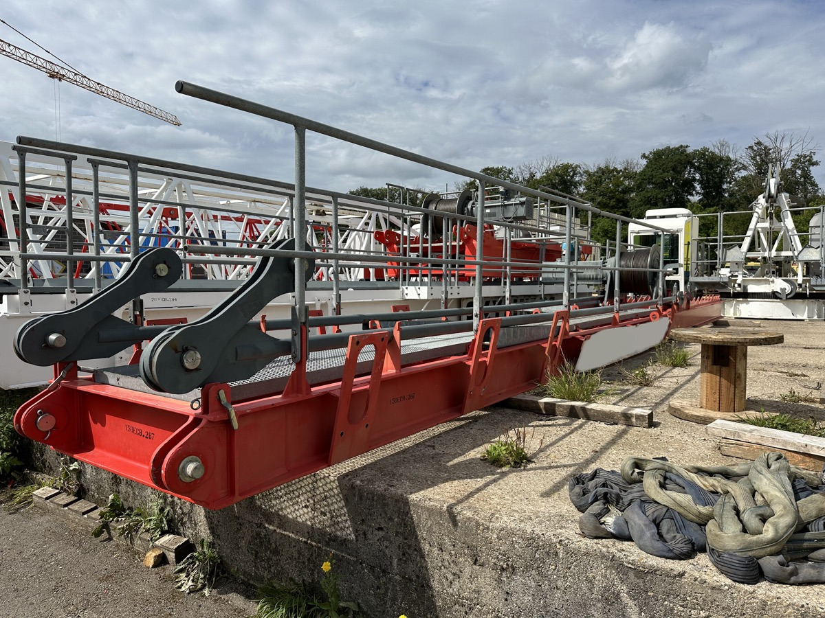 LIEBHERR 150 EC-B 8 Litronic - Turmkran: das Bild 2 LIEBHERR 150 EC-B 8 Litronic - Turmkran: das Bild 2