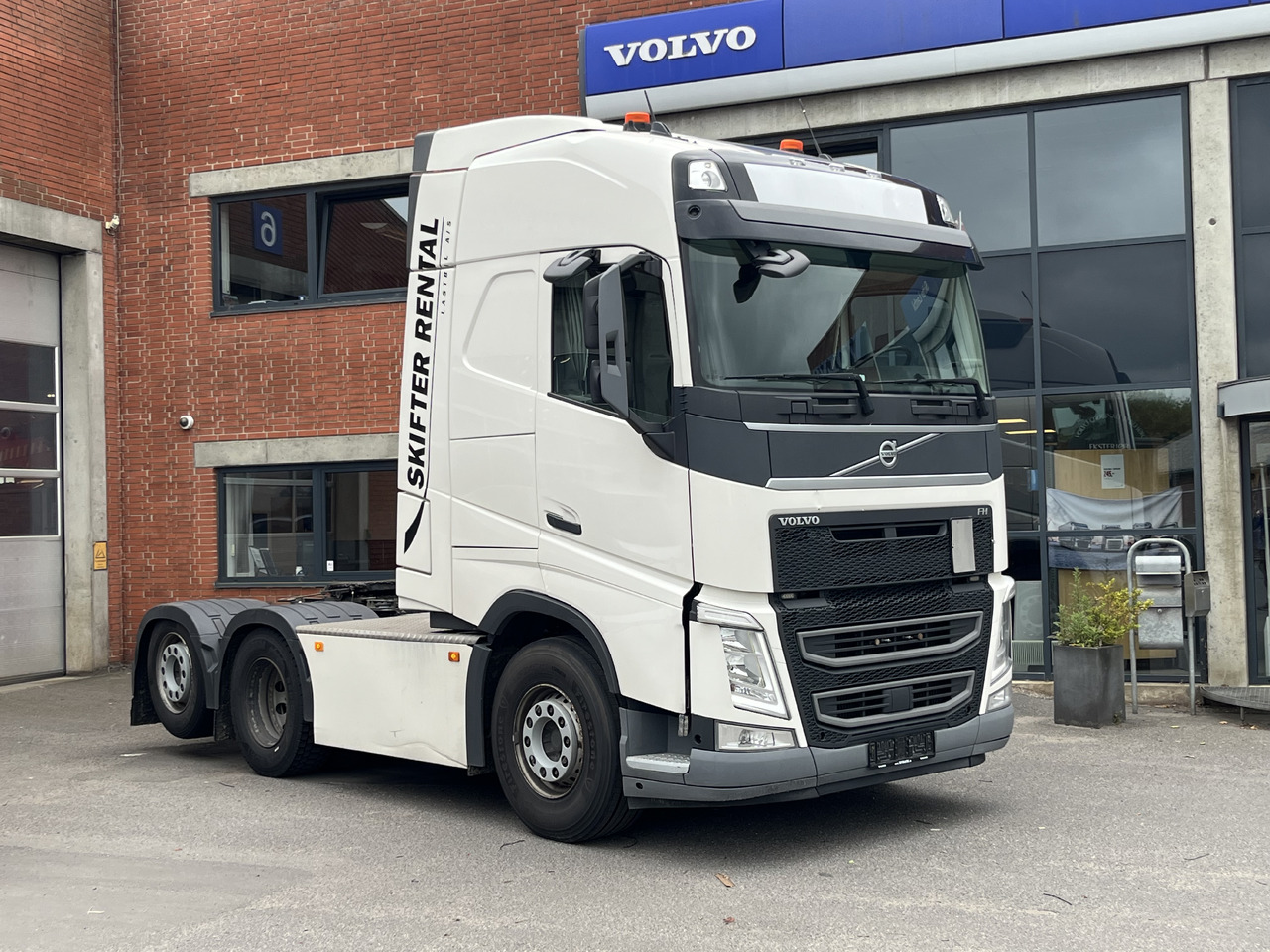 Volvo FH 500TC 6x2 - Sattelzugmaschine: das Bild 1 Volvo FH 500TC 6x2 - Sattelzugmaschine: das Bild 1