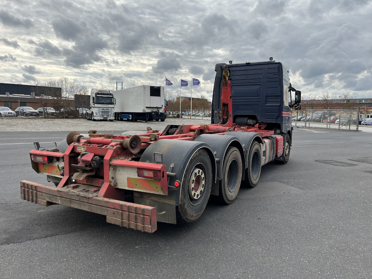 Volvo FM 500 8x4 - Abrollkipper: das Bild 4 Volvo FM 500 8x4 - Abrollkipper: das Bild 4