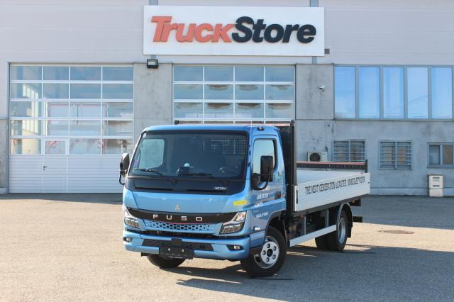 FUSO Canter 4C15E M - BATT. - Pritsche Transporter: das Bild 1 FUSO Canter 4C15E M - BATT. - Pritsche Transporter: das Bild 1