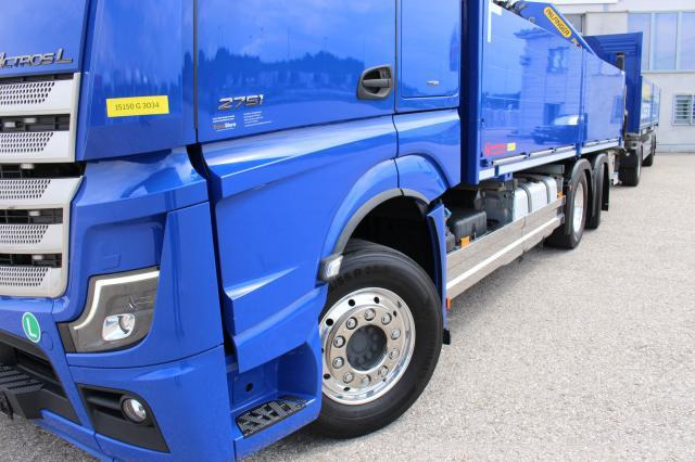 Mercedes-Benz Actros 2551LL PK22002 - Pritsche LKW, Autokran: das Bild 3 Mercedes-Benz Actros 2551LL PK22002 - Pritsche LKW, Autokran: das Bild 3