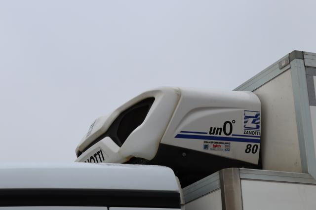 Mercedes-Benz Antos 1832 L - Kühlkoffer LKW: das Bild 5 Mercedes-Benz Antos 1832 L - Kühlkoffer LKW: das Bild 5