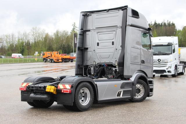 Mercedes-Benz Actros 1848 LS - Sattelzugmaschine: das Bild 4 Mercedes-Benz Actros 1848 LS - Sattelzugmaschine: das Bild 4