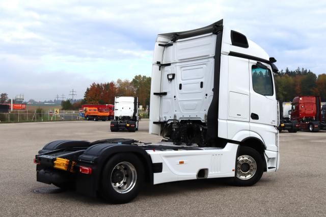 Mercedes-Benz Actros 1851 LS - Sattelzugmaschine: das Bild 3 Mercedes-Benz Actros 1851 LS - Sattelzugmaschine: das Bild 3