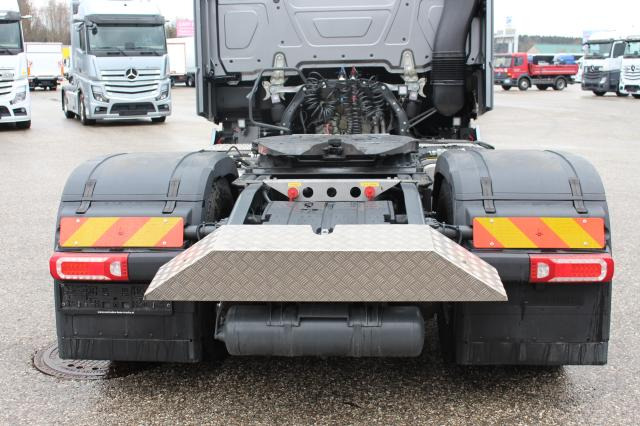 Mercedes-Benz Actros 1853LS HYDRAULIK - Sattelzugmaschine: das Bild 5 Mercedes-Benz Actros 1853LS HYDRAULIK - Sattelzugmaschine: das Bild 5