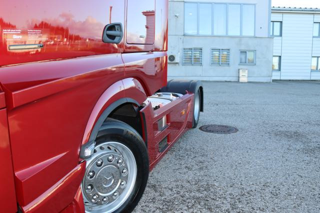 Mercedes-Benz Actros 1853LS LOW LINER - Sattelzugmaschine: das Bild 5 Mercedes-Benz Actros 1853LS LOW LINER - Sattelzugmaschine: das Bild 5