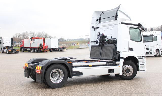 Mercedes-Benz eActros 300LS ELEKTRO - Sattelzugmaschine: das Bild 4 Mercedes-Benz eActros 300LS ELEKTRO - Sattelzugmaschine: das Bild 4