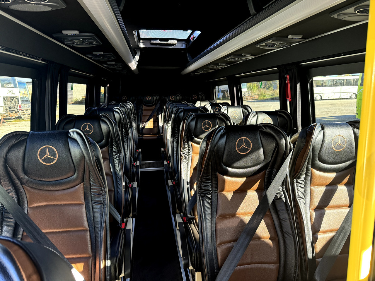 Mercedes-Benz Sprinter 517 - Kleinbus, Personentransporter: das Bild 3 Mercedes-Benz Sprinter 517 - Kleinbus, Personentransporter: das Bild 3