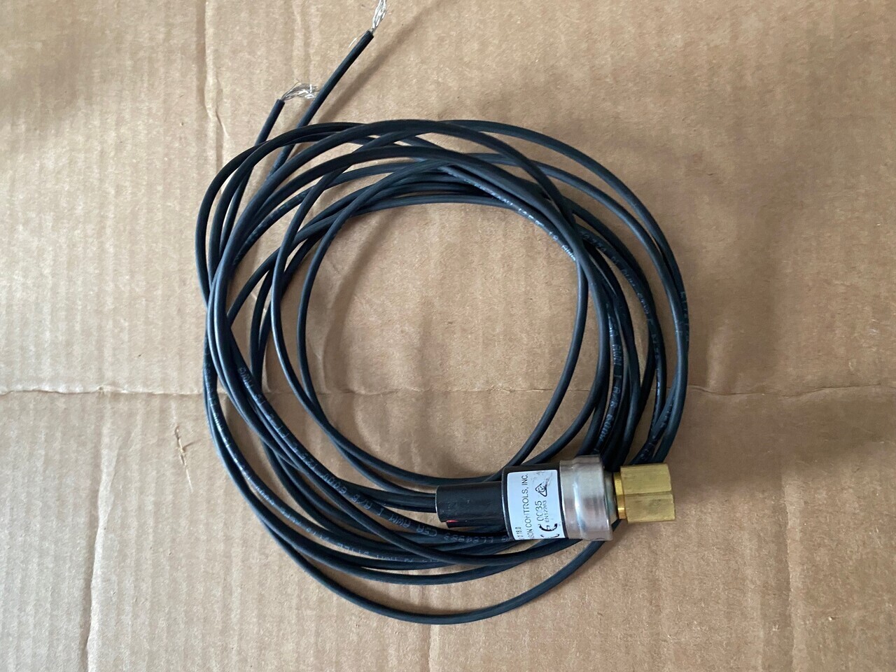 O&K Terex RH120 RH170 RH200 RH340 6030 6040 6050 6060 Switch 1462616 4017067 535-0636 - Ersatzteile für LKW: das Bild 1 O&K Terex RH120 RH170 RH200 RH340 6030 6040 6050 6060 Switch 1462616 4017067 535-0636 - Ersatzteile für LKW: das Bild 1