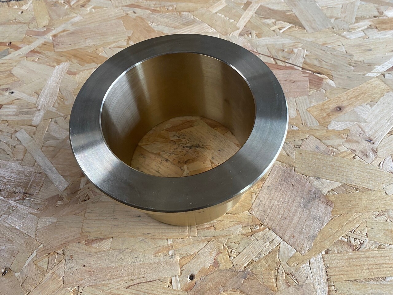 O&K Terex RH30 RH40 RH90 Idler bushings 2183817 2183818 2183820 - Ersatzteile für LKW: das Bild 2 O&K Terex RH30 RH40 RH90 Idler bushings 2183817 2183818 2183820 - Ersatzteile für LKW: das Bild 2