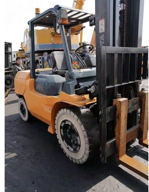 Gabelstapler 2016 Toyota 7FD50: das Bild 6