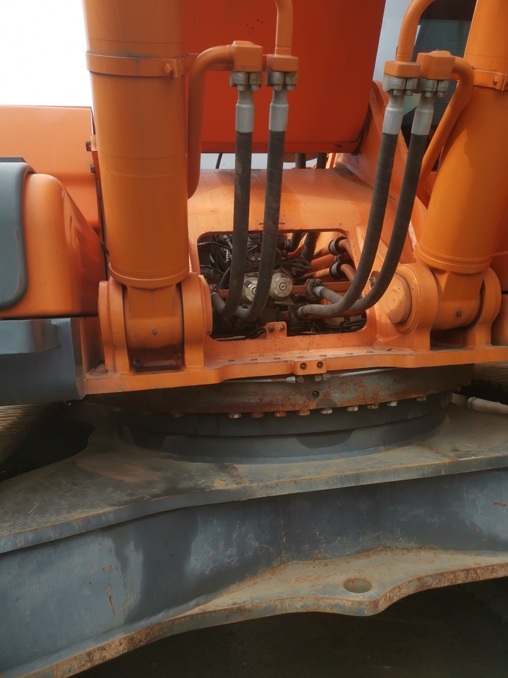 Doosan DX500LC - Kettenbagger: das Bild 3 Doosan DX500LC - Kettenbagger: das Bild 3