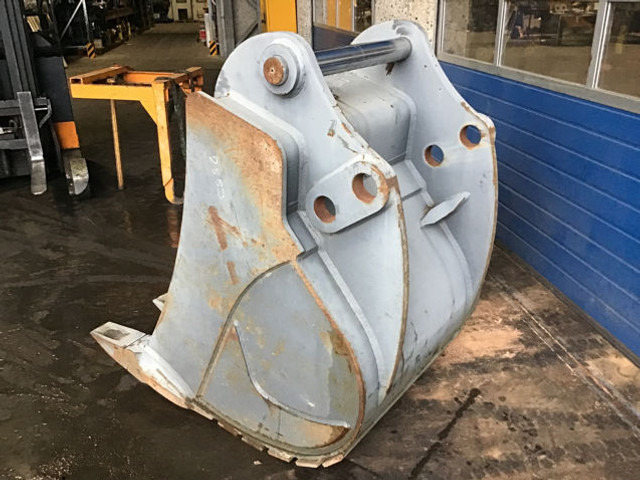 Liebherr 100 MM - Schaufel für Bagger: das Bild 2 Liebherr 100 MM - Schaufel für Bagger: das Bild 2