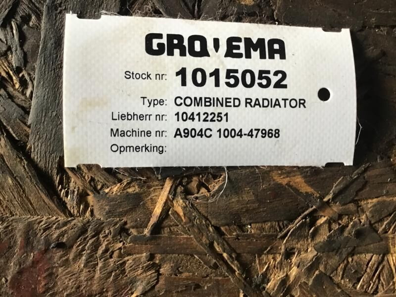 Liebherr A900C Li / A904C Li - Kühler: das Bild 2 Liebherr A900C Li / A904C Li - Kühler: das Bild 2