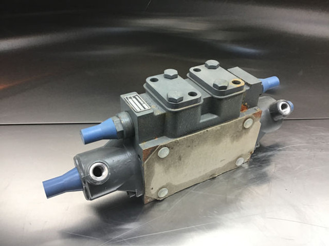 Liebherr Directional Control Valve - Hydraulik: das Bild 1 Liebherr Directional Control Valve - Hydraulik: das Bild 1