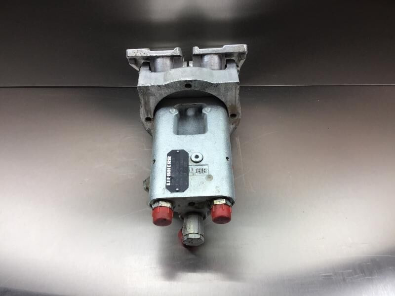 Liebherr Pilot Control Unit - Pedal: das Bild 2 Liebherr Pilot Control Unit - Pedal: das Bild 2