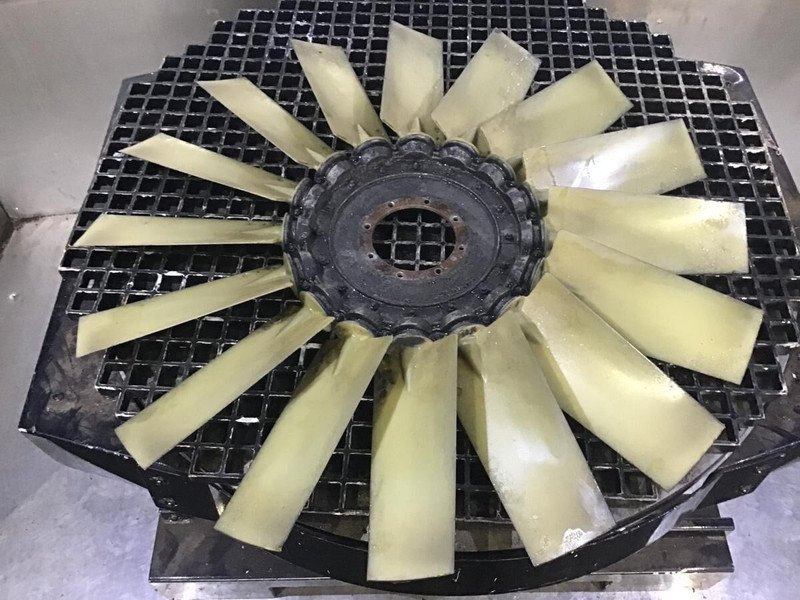 Liebherr R954B / R954HD / R954 - Ventilator: das Bild 2 Liebherr R954B / R954HD / R954 - Ventilator: das Bild 2