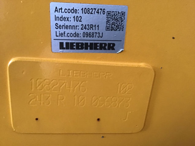 Liebherr Stick 2,4 M - Karosserie und Außen: das Bild 5 Liebherr Stick 2,4 M - Karosserie und Außen: das Bild 5