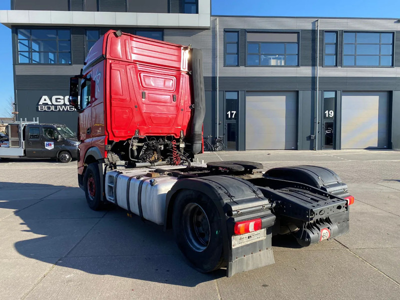 Mercedes-Benz Actros 1945 / StreamSpace / Hydraulic / Automatic - Sattelzugmaschine: das Bild 4 Mercedes-Benz Actros 1945 / StreamSpace / Hydraulic / Automatic - Sattelzugmaschine: das Bild 4