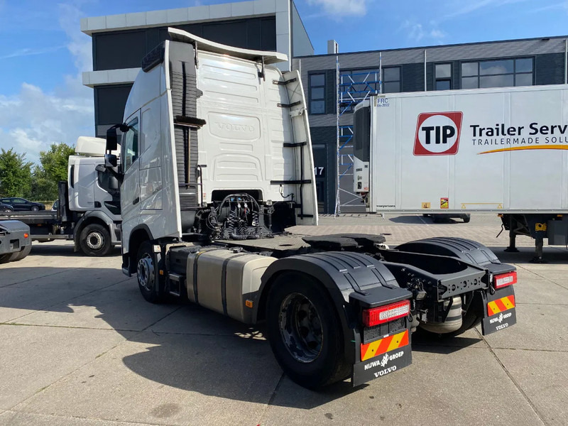 Volvo FH 13.500 Globetrotter XL / I-Park Cool / 2x Tank / Euro 6D - Sattelzugmaschine: das Bild 4 Volvo FH 13.500 Globetrotter XL / I-Park Cool / 2x Tank / Euro 6D - Sattelzugmaschine: das Bild 4