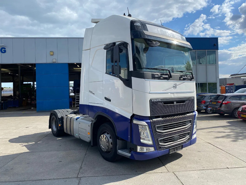 Volvo FH 13.500 Globetrotter XL / I-Park Cool / 2x Tank / Euro 6D - Sattelzugmaschine: das Bild 3 Volvo FH 13.500 Globetrotter XL / I-Park Cool / 2x Tank / Euro 6D - Sattelzugmaschine: das Bild 3