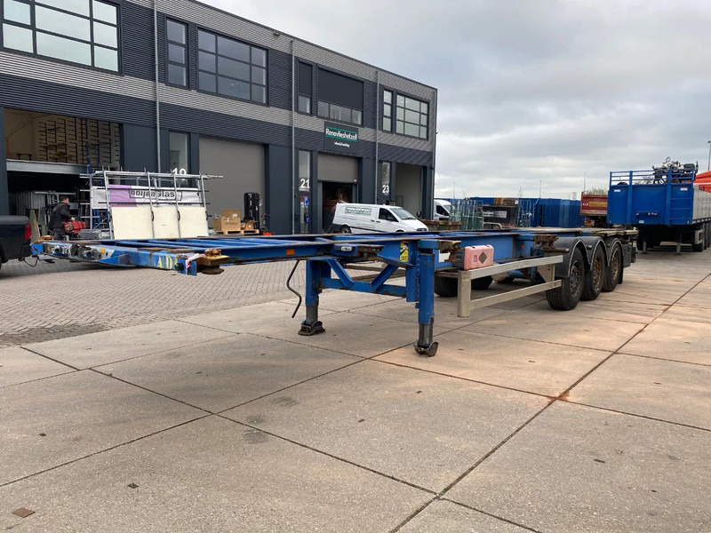 Van Hool 3B0079 / Container chassis / SAF + Disc - Container/ Wechselfahrgestell Auflieger: das Bild 4 Van Hool 3B0079 / Container chassis / SAF + Disc - Container/ Wechselfahrgestell Auflieger: das Bild 4