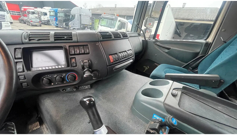 Kipper DAF CF 75.360 Palfinger+Manual: das Bild 11