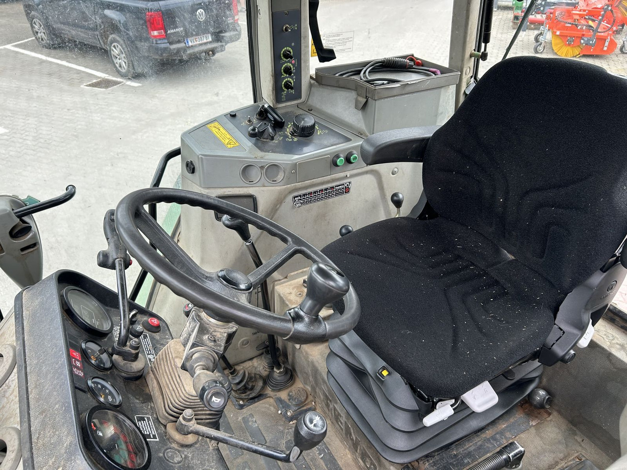 Traktor Fendt Farmer 309 CA: das Bild 7