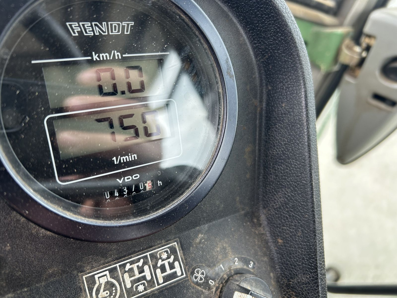 Traktor Fendt Farmer 309 CA: das Bild 9
