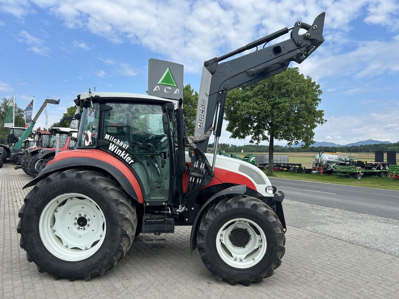 Steyr 4105 Kompakt ET Basis - Traktor: das Bild 1 Steyr 4105 Kompakt ET Basis - Traktor: das Bild 1
