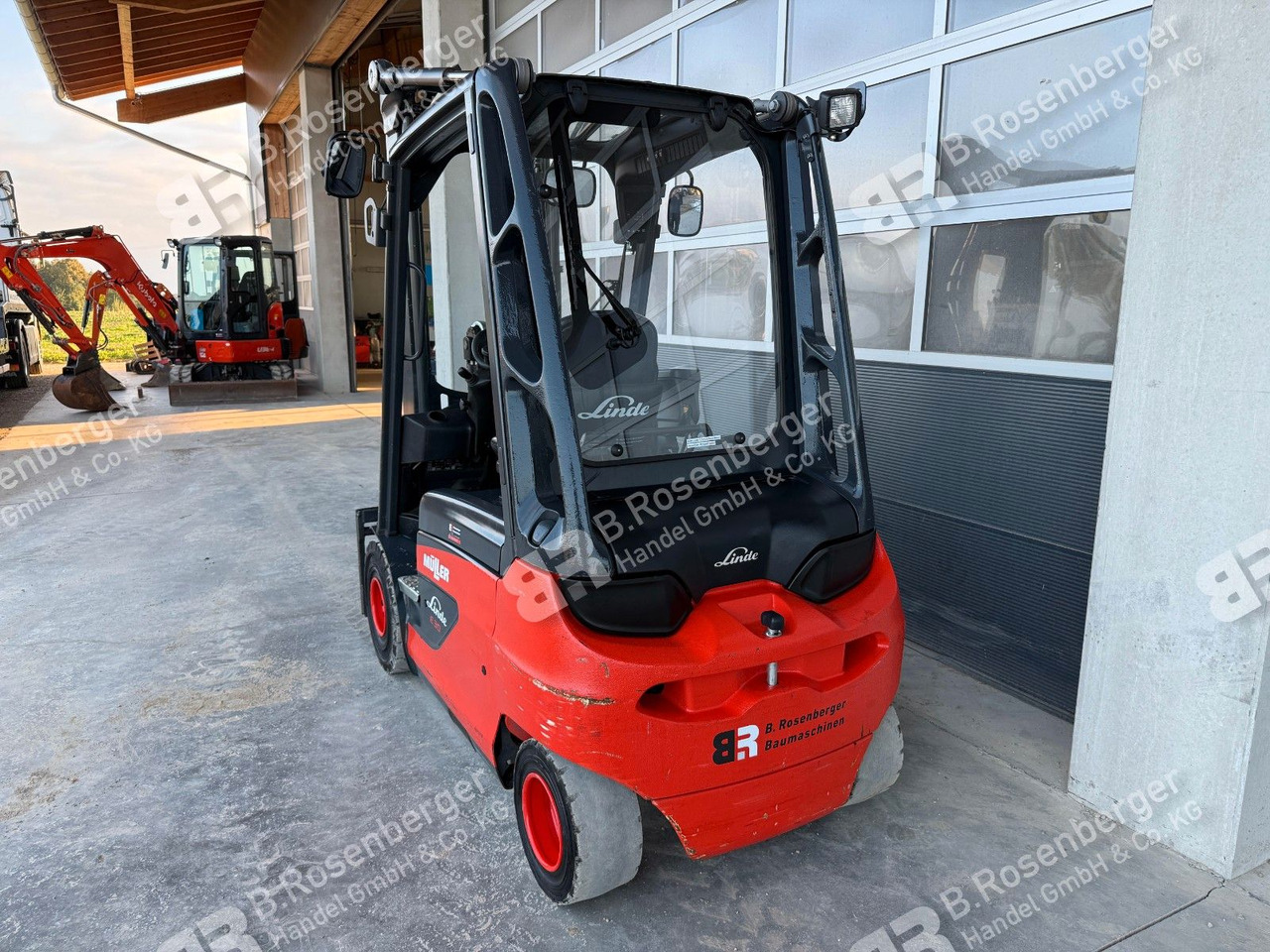 Linde E30 Stapler / BJ2020 / nur 1096h / Duplex / TOP - Gabelstapler: das Bild 3 Linde E30 Stapler / BJ2020 / nur 1096h / Duplex / TOP - Gabelstapler: das Bild 3