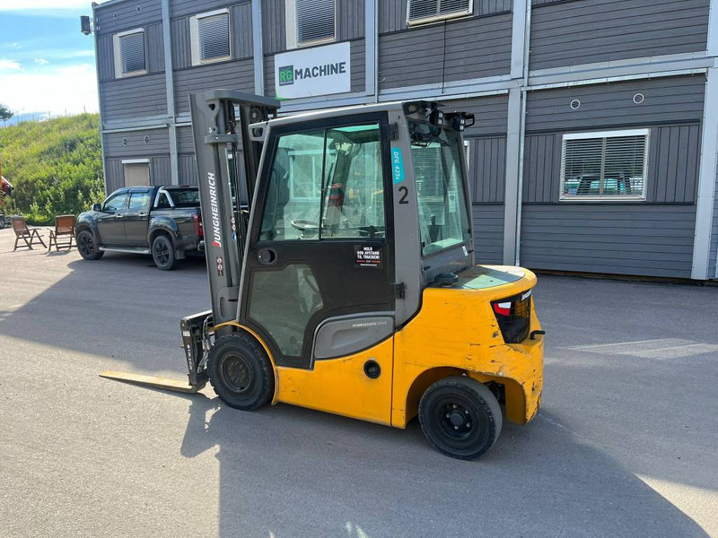 Jungheinrich DFG 425 S - Dieselstapler: das Bild 3 Jungheinrich DFG 425 S - Dieselstapler: das Bild 3