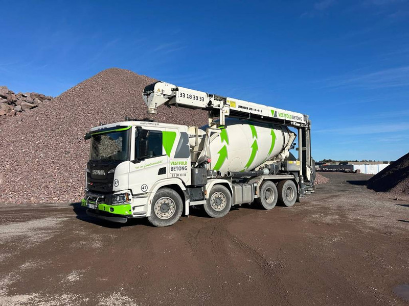 Scania P 500 XT 8x4 - Fahrmischer: das Bild 1 Scania P 500 XT 8x4 - Fahrmischer: das Bild 1