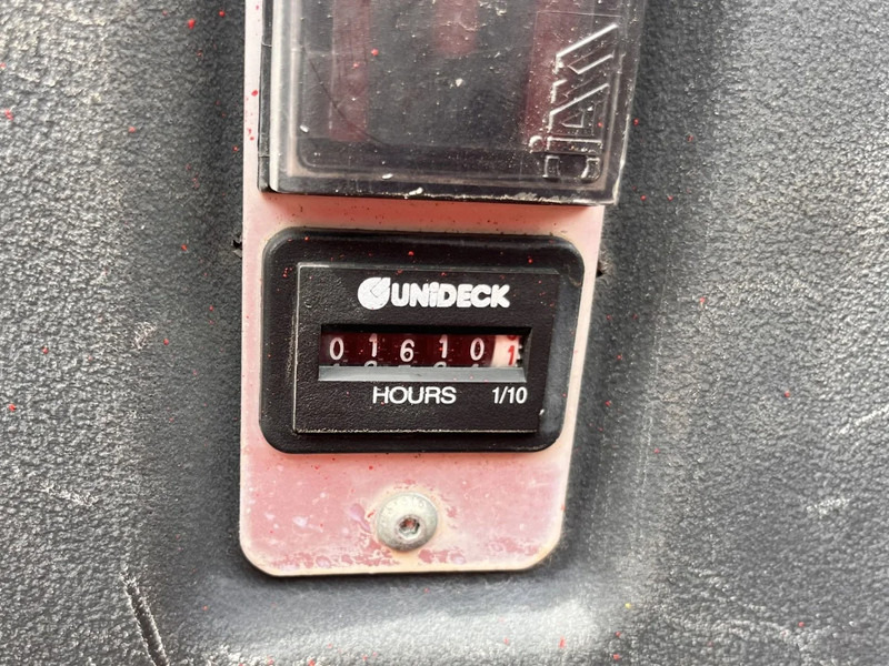 Knickgelenkter Dumper AUSA D150AHG: das Bild 11