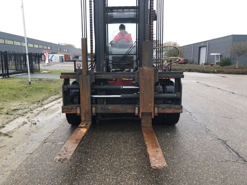 Dieselstapler Kalmar DCE 120-6: das Bild 9