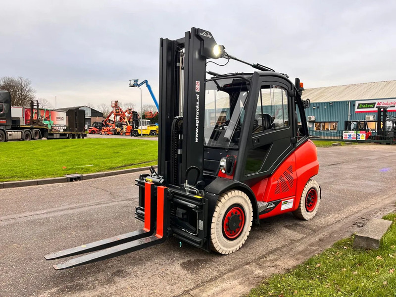 Linde H50T-02 - Treibgasstapler: das Bild 4 Linde H50T-02 - Treibgasstapler: das Bild 4
